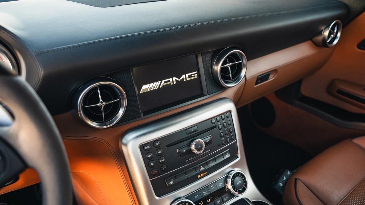 2011 Mercedes - Benz SLS AMG Coupe