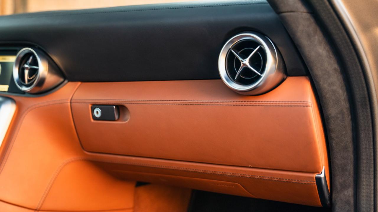 2011 Mercedes - Benz SLS AMG Coupe