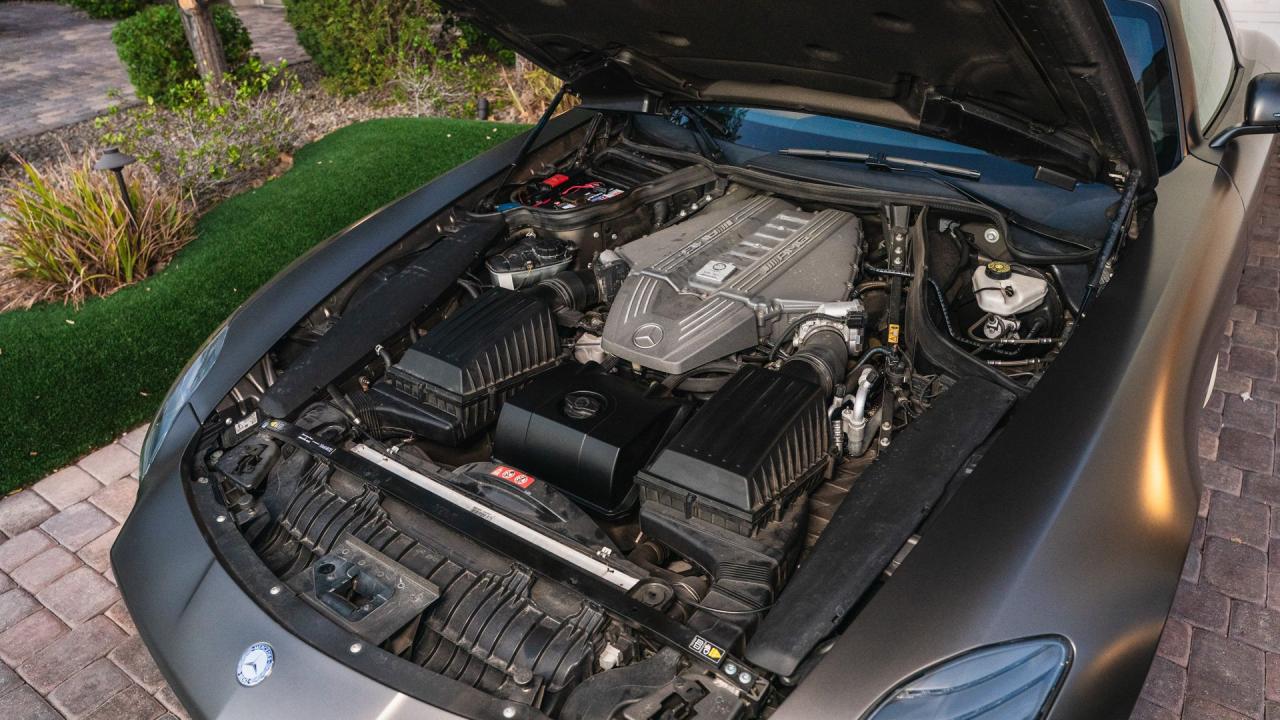 2011 Mercedes - Benz SLS AMG Coupe