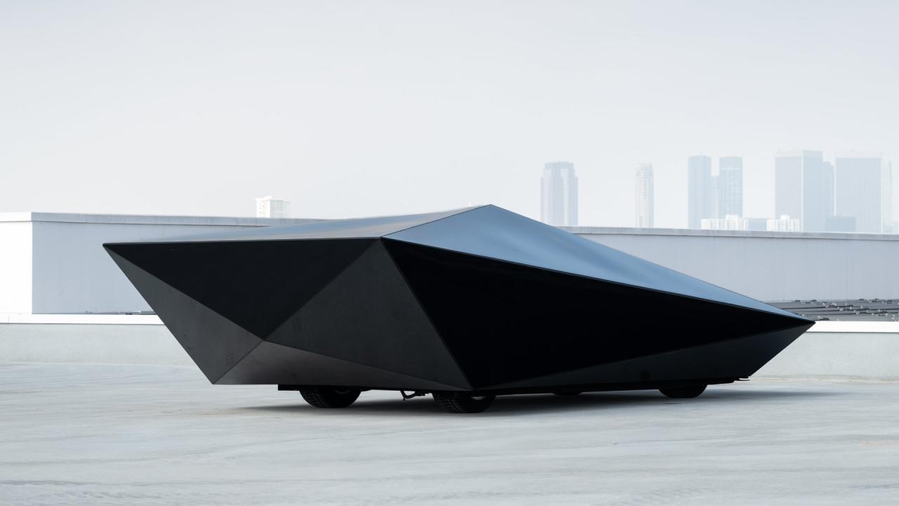 2018 United Nude Lo Res Concept Car