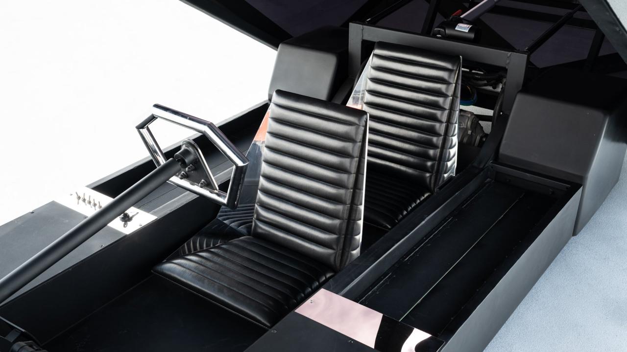 2018 United Nude Lo Res Concept Car