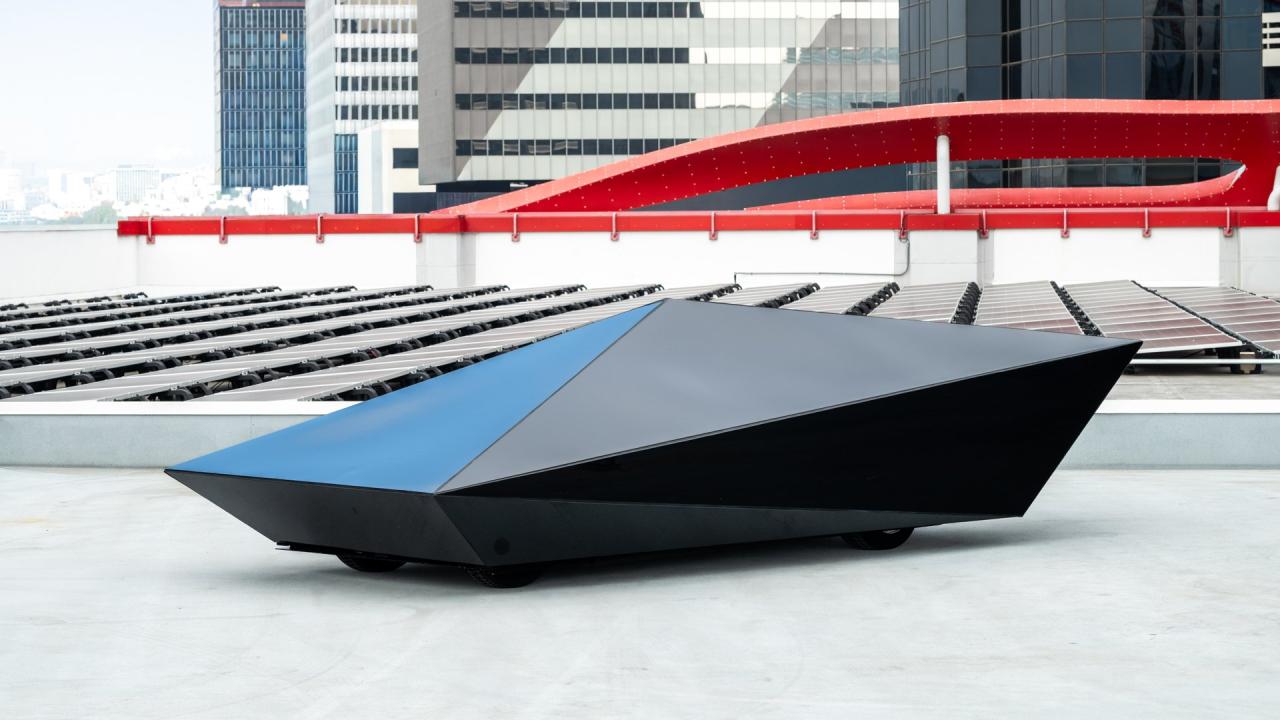 2018 United Nude Lo Res Concept Car