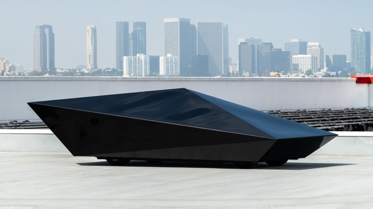 2018 United Nude Lo Res Concept Car