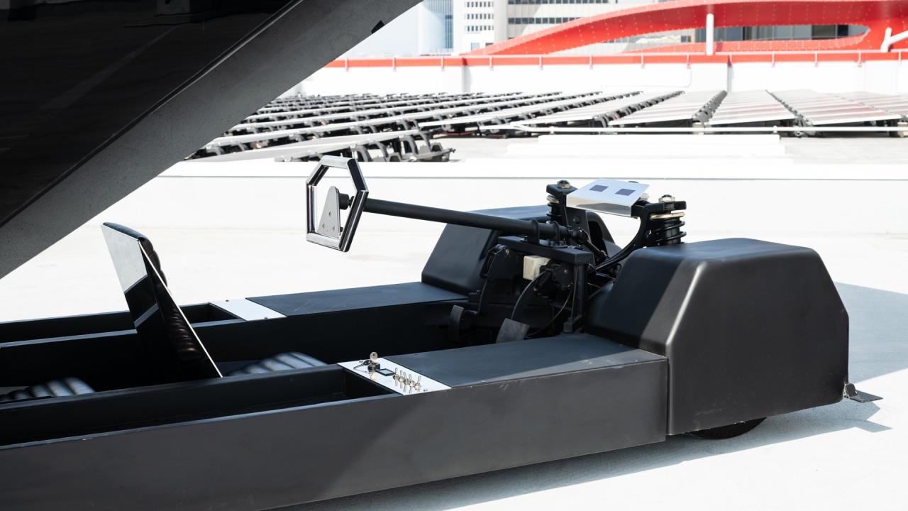 2018 United Nude Lo Res Concept Car