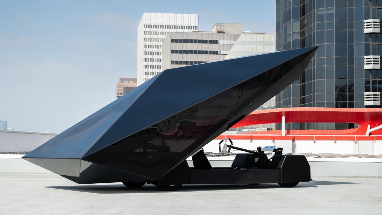 2018 United Nude Lo Res Concept Car