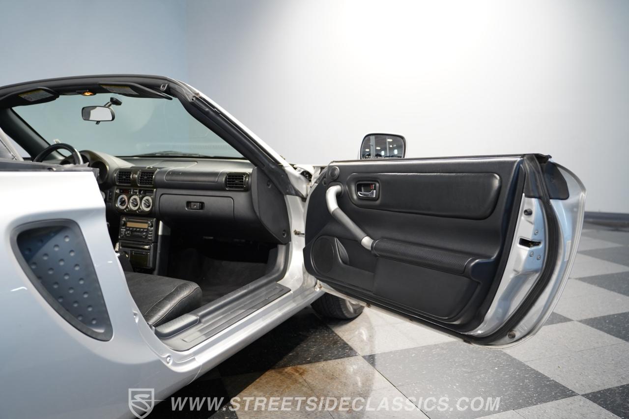 2001 Toyota MR2 Spyder