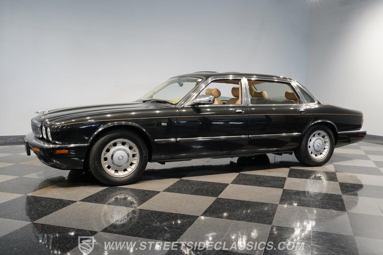 1998 Jaguar XJ Vanden Plas