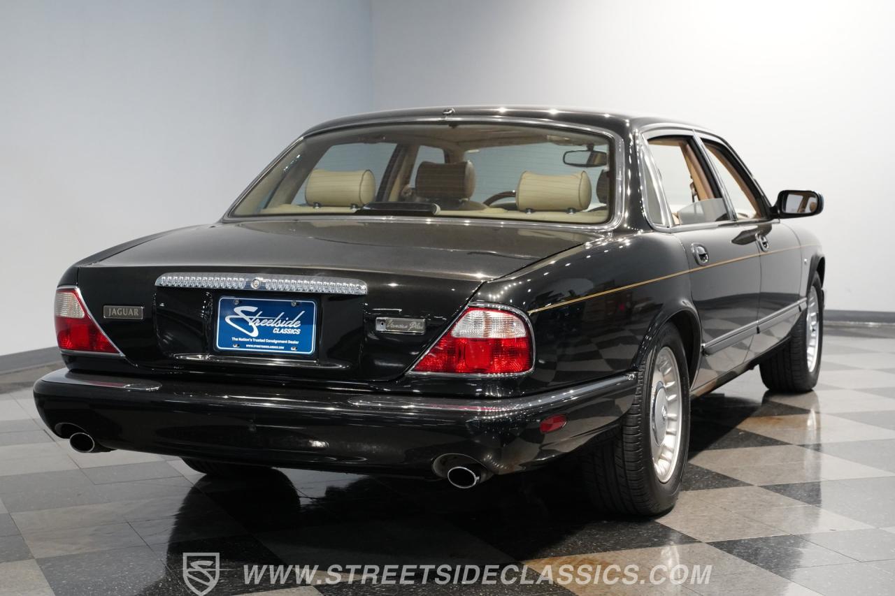 1998 Jaguar XJ Vanden Plas