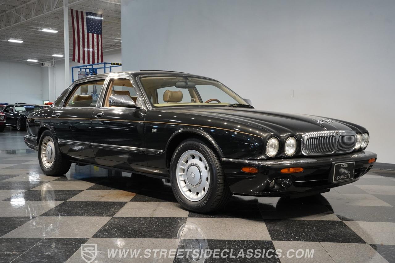 1998 Jaguar XJ Vanden Plas