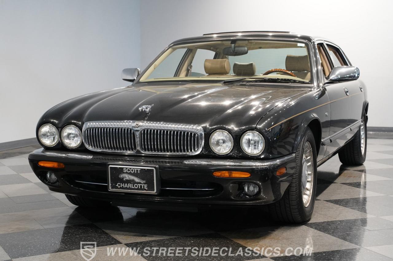 1998 Jaguar XJ Vanden Plas