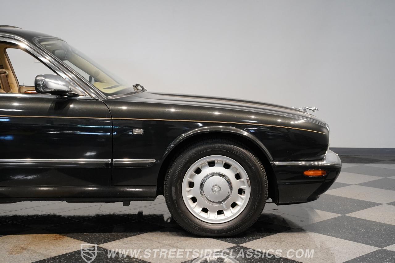 1998 Jaguar XJ Vanden Plas