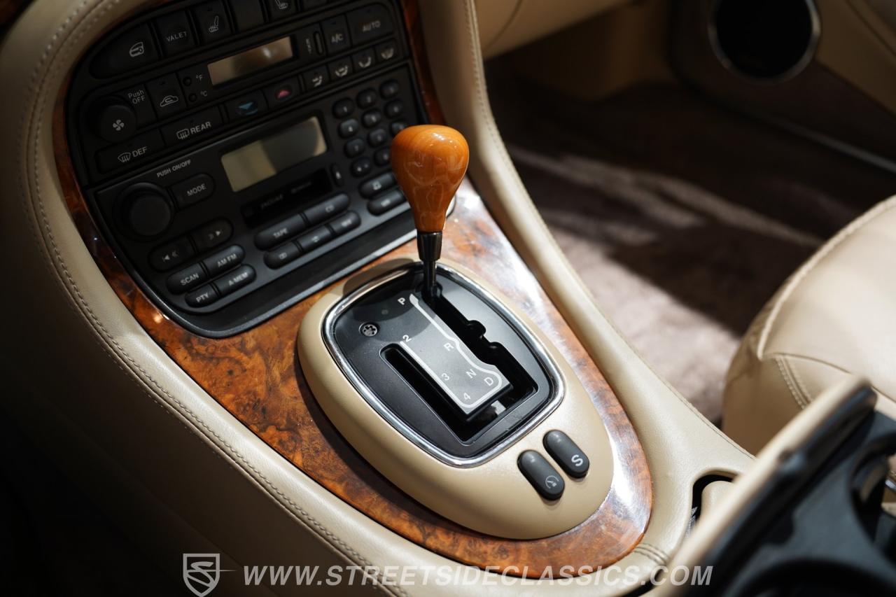 1998 Jaguar XJ Vanden Plas