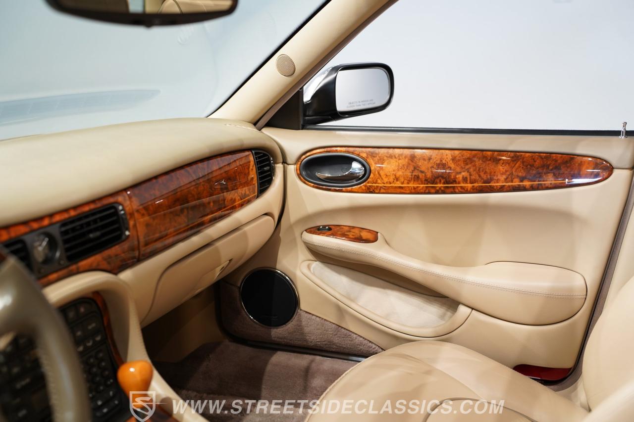 1998 Jaguar XJ Vanden Plas