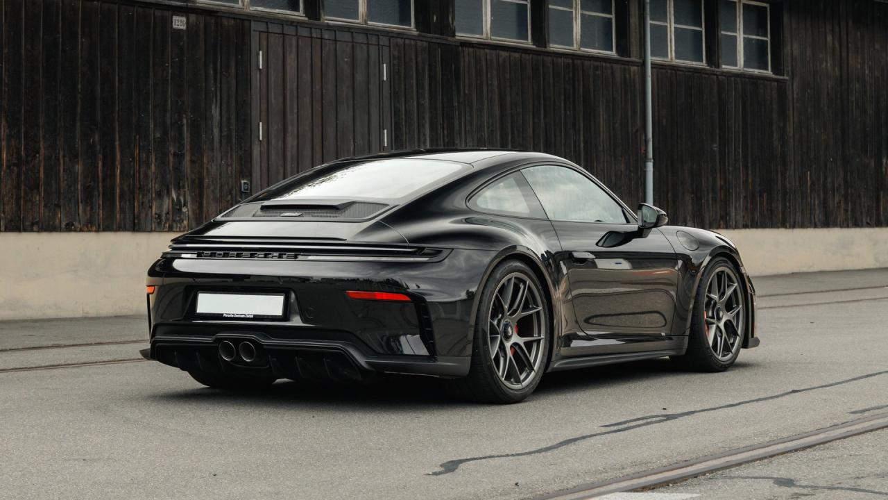 2025 Porsche 911 GT3 Touring