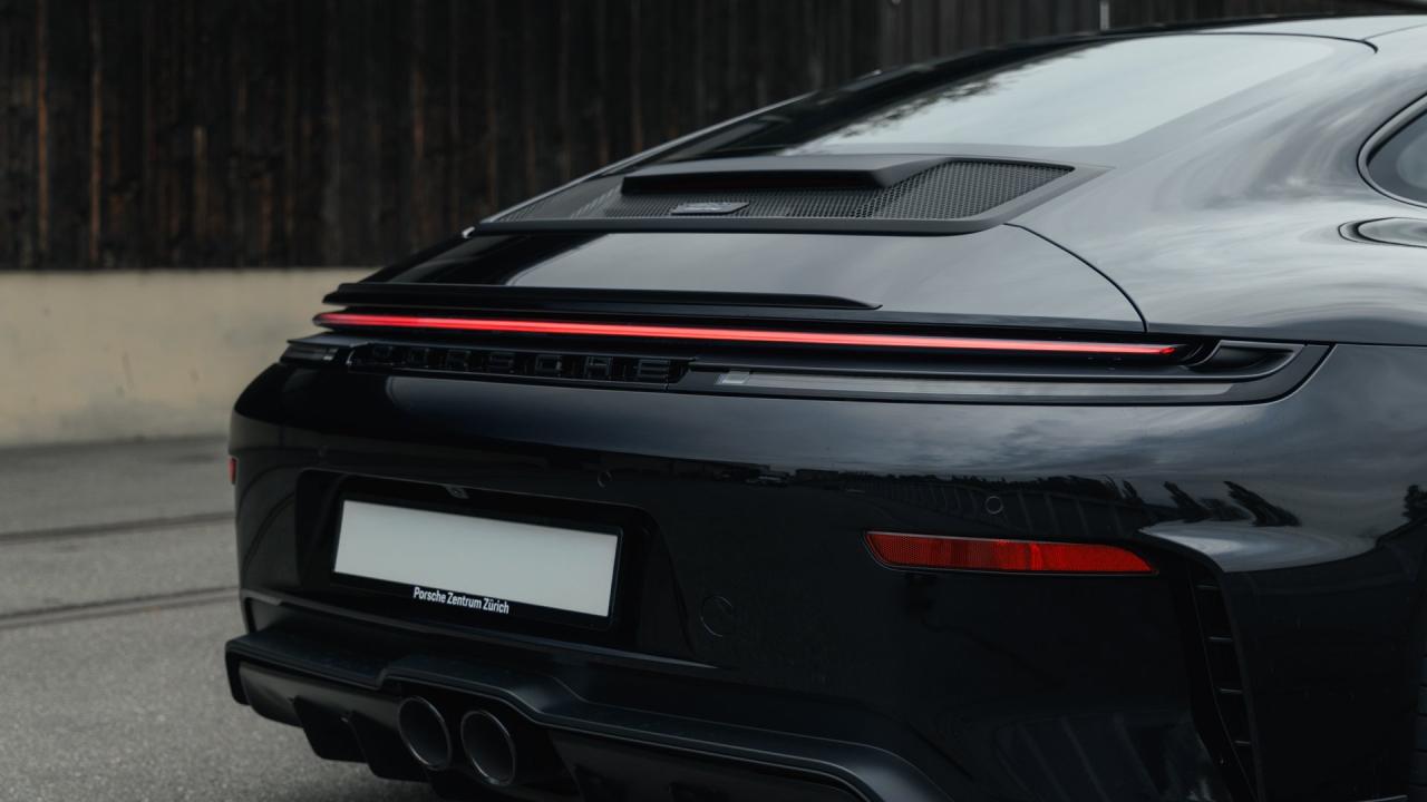 2025 Porsche 911 GT3 Touring