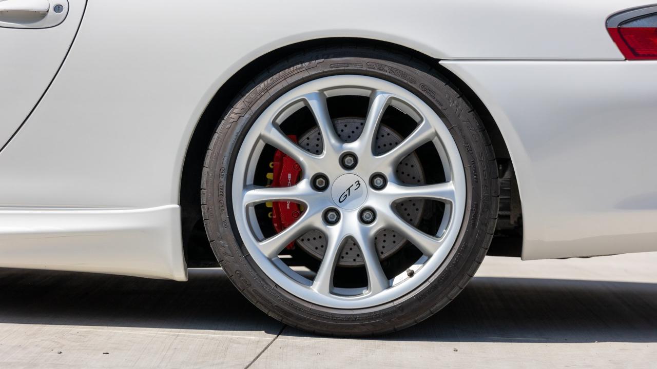 2004 Porsche 911 GT3