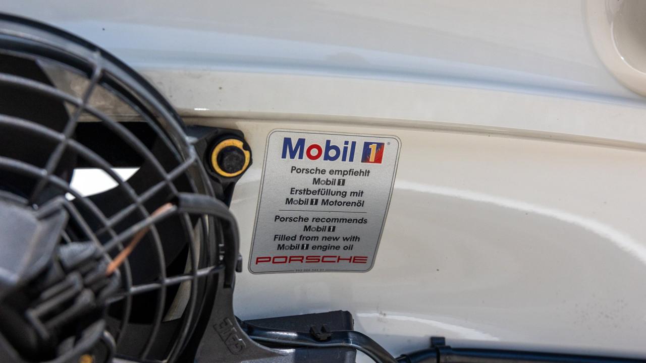 2004 Porsche 911 GT3