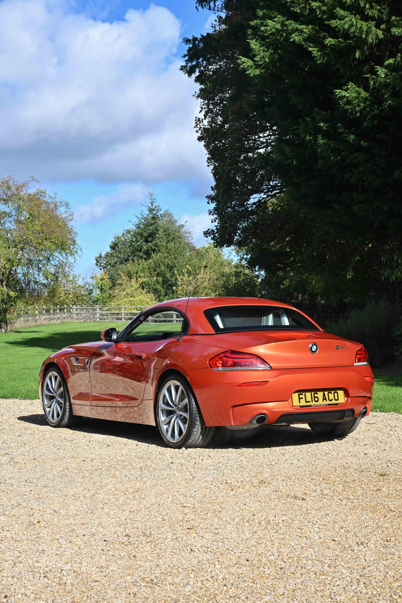 2016 BMW Z4 Convertible (sDrive 35is)