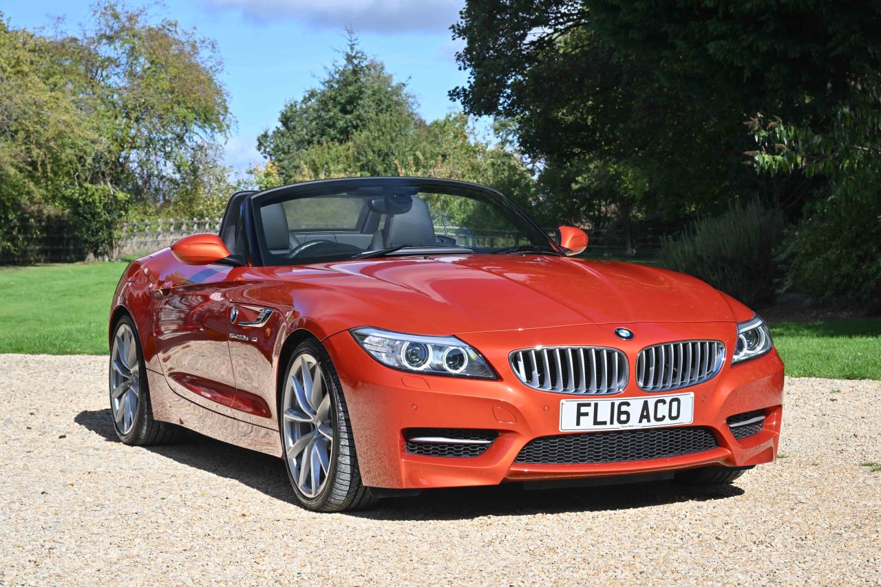 2016 BMW Z4 Convertible (sDrive 35is)