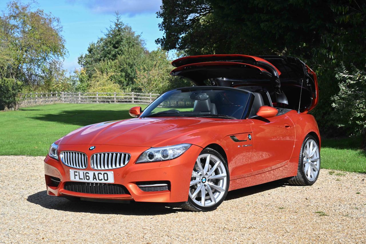 2016 BMW Z4 Convertible (sDrive 35is)