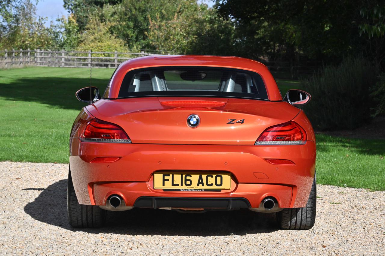 2016 BMW Z4 Convertible (sDrive 35is)