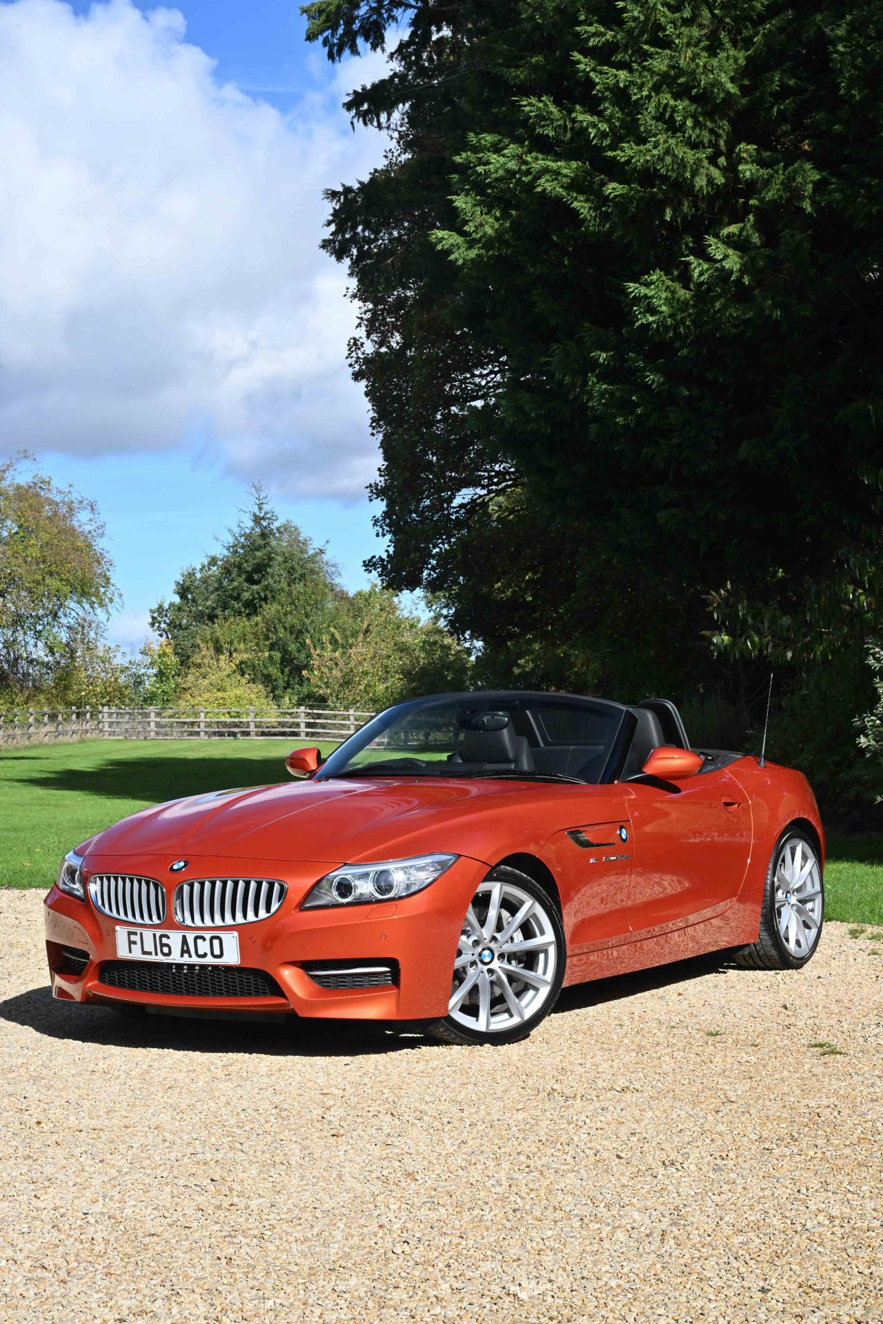 2016 BMW Z4 Convertible (sDrive 35is)