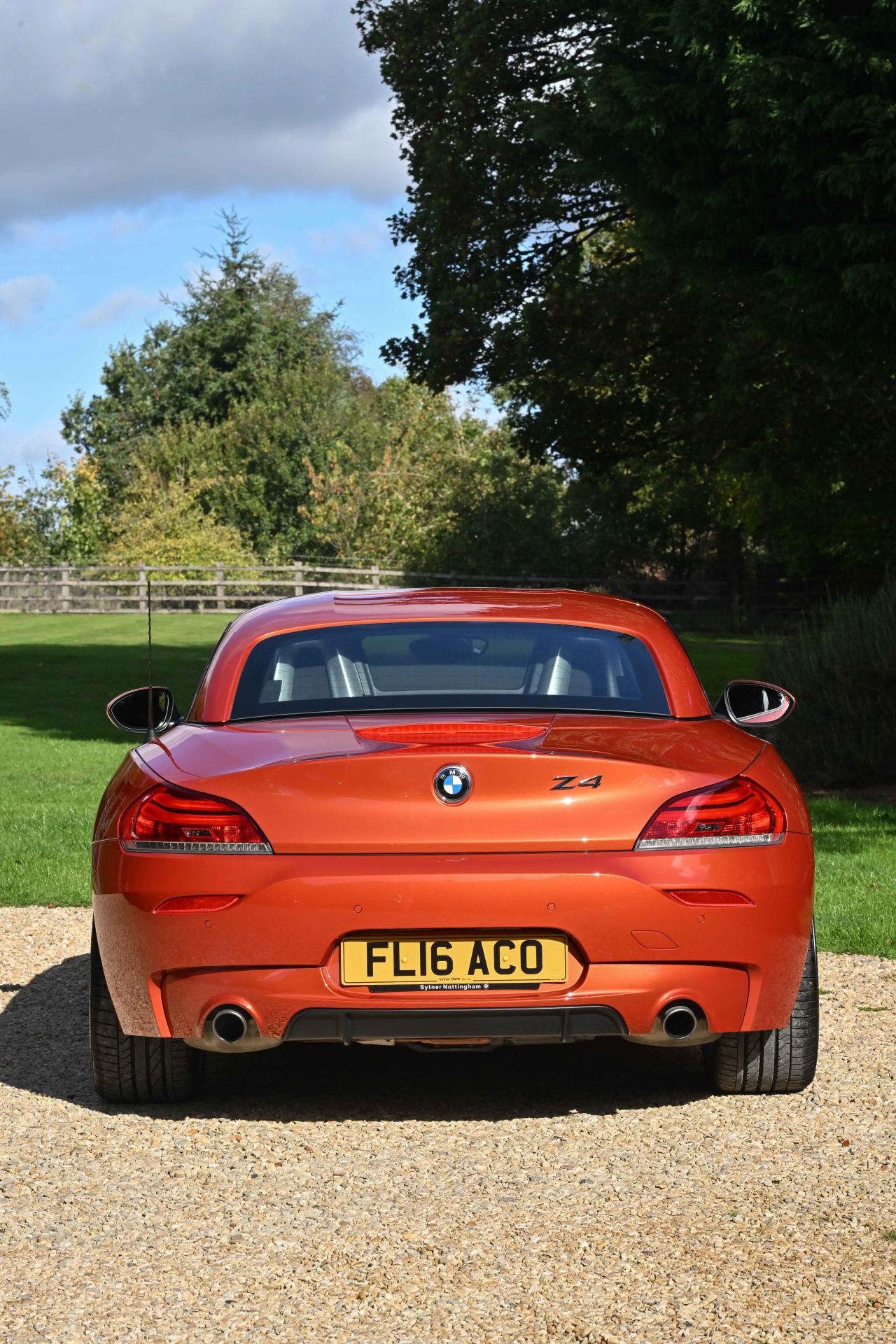 2016 BMW Z4 Convertible (sDrive 35is)