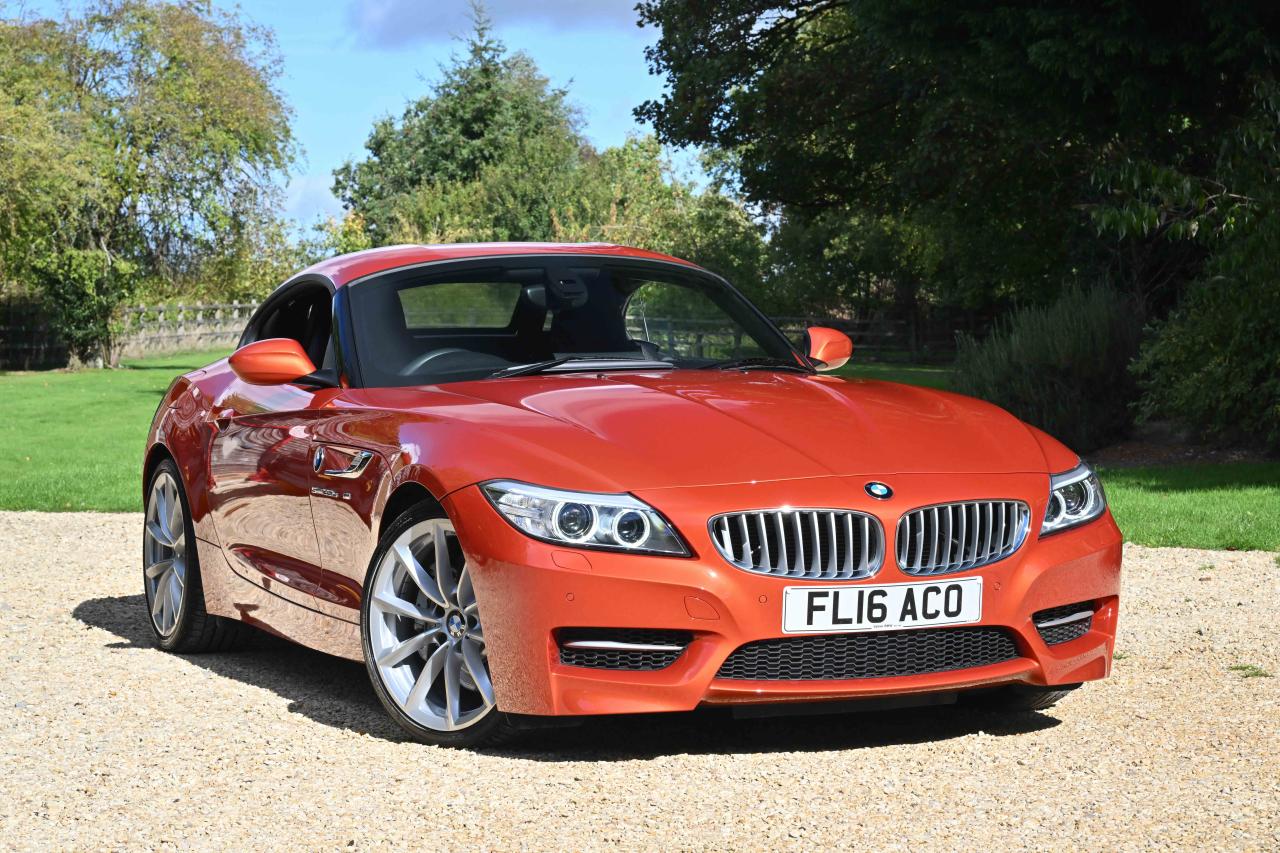 2016 BMW Z4 Convertible (sDrive 35is)