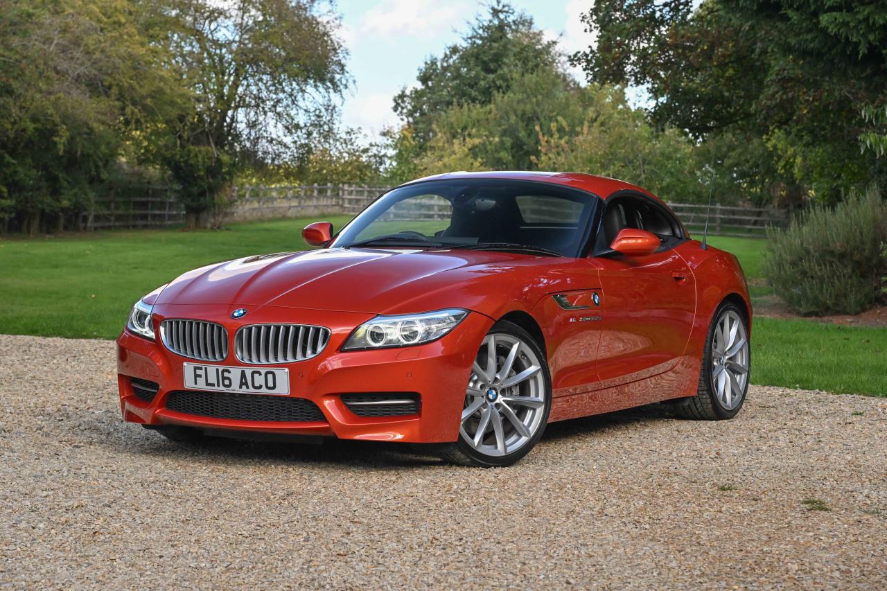 2016 BMW Z4 Convertible (sDrive 35is)