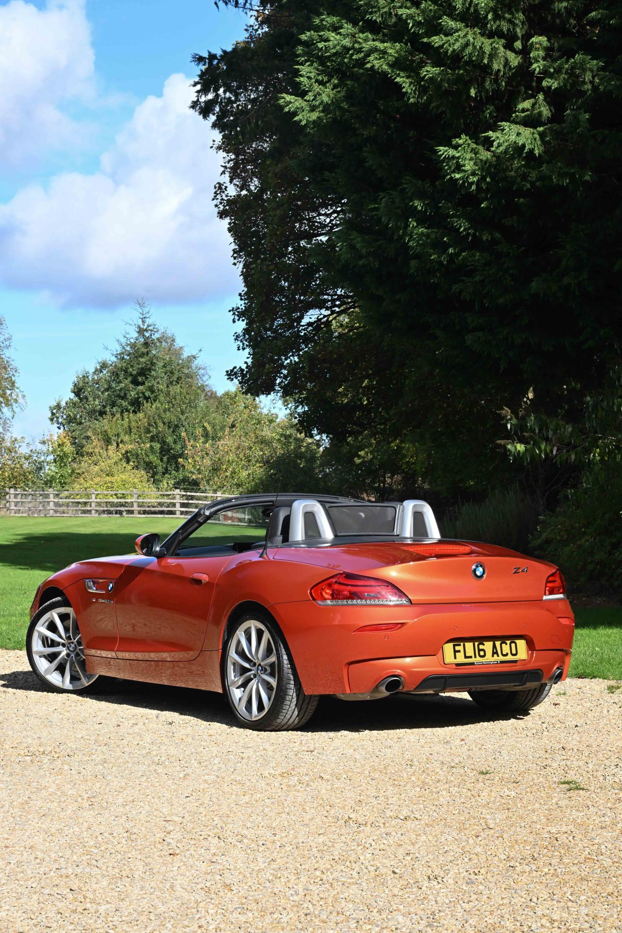 2016 BMW Z4 Convertible (sDrive 35is)