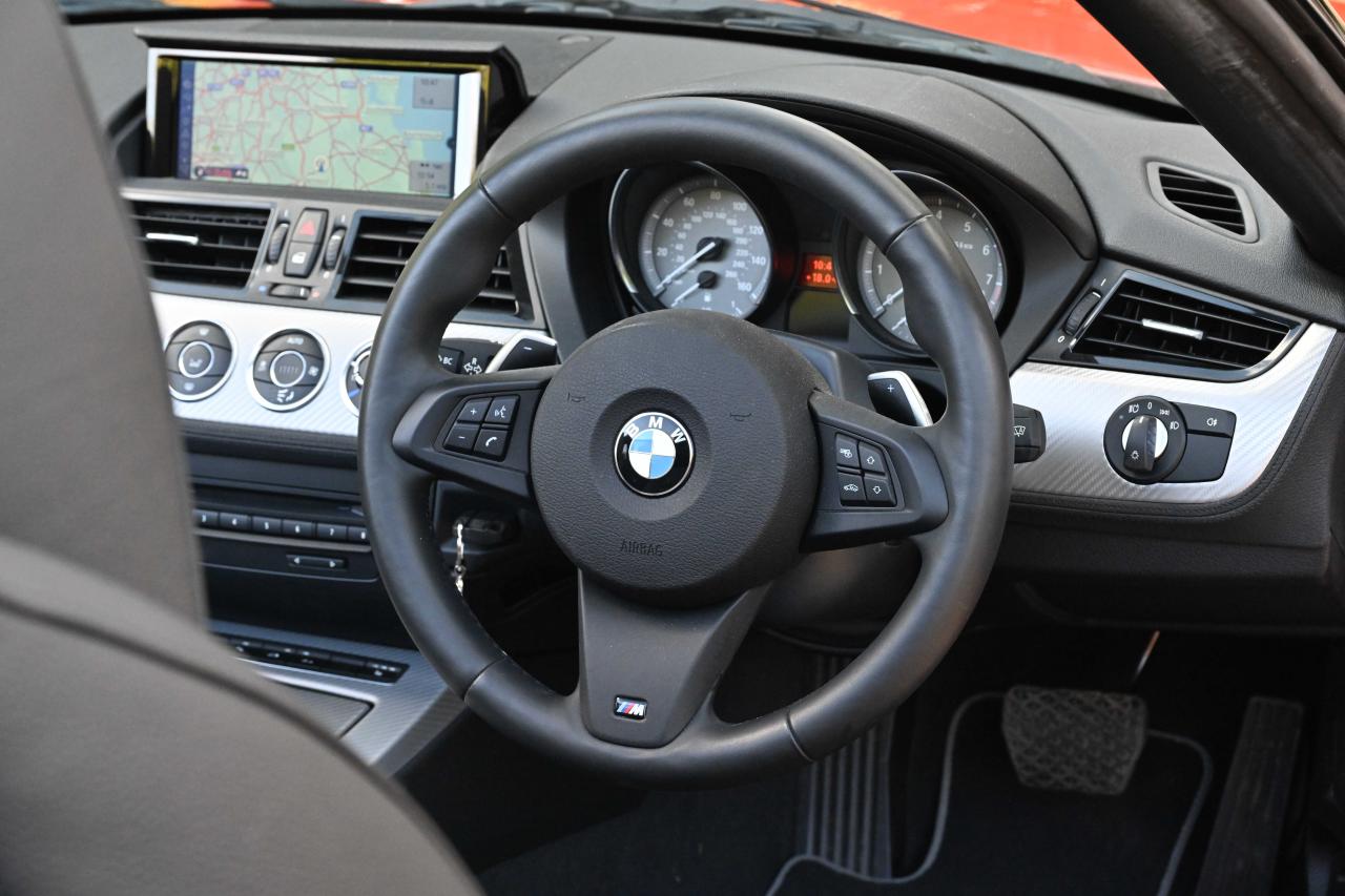 2016 BMW Z4 Convertible (sDrive 35is)