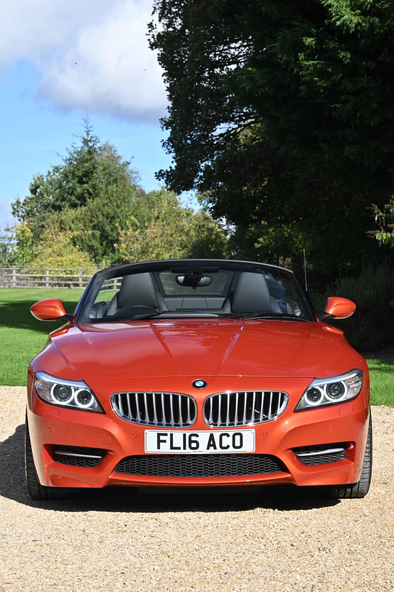 2016 BMW Z4 Convertible (sDrive 35is)