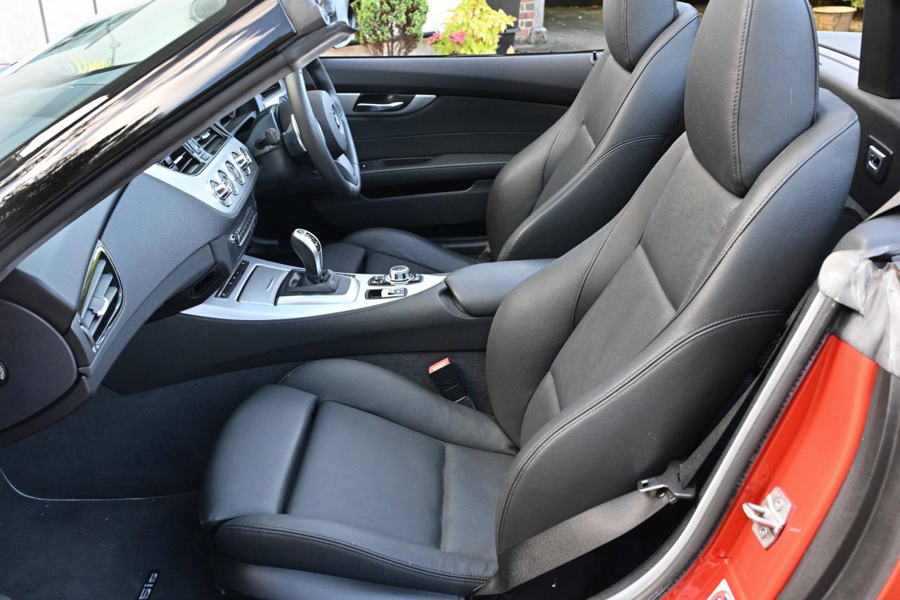 2016 BMW Z4 Convertible (sDrive 35is)