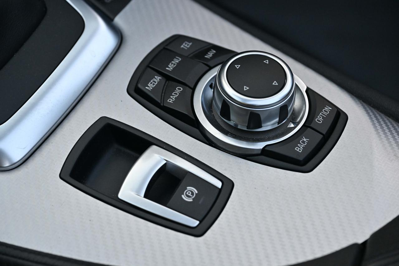 2016 BMW Z4 Convertible (sDrive 35is)