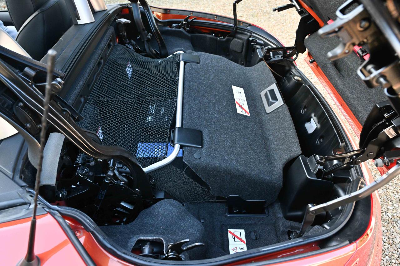 2016 BMW Z4 Convertible (sDrive 35is)