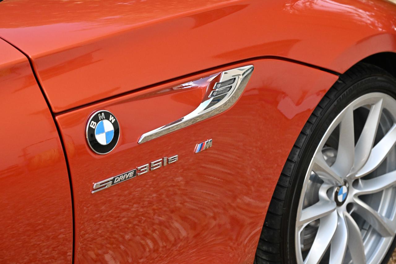 2016 BMW Z4 Convertible (sDrive 35is)