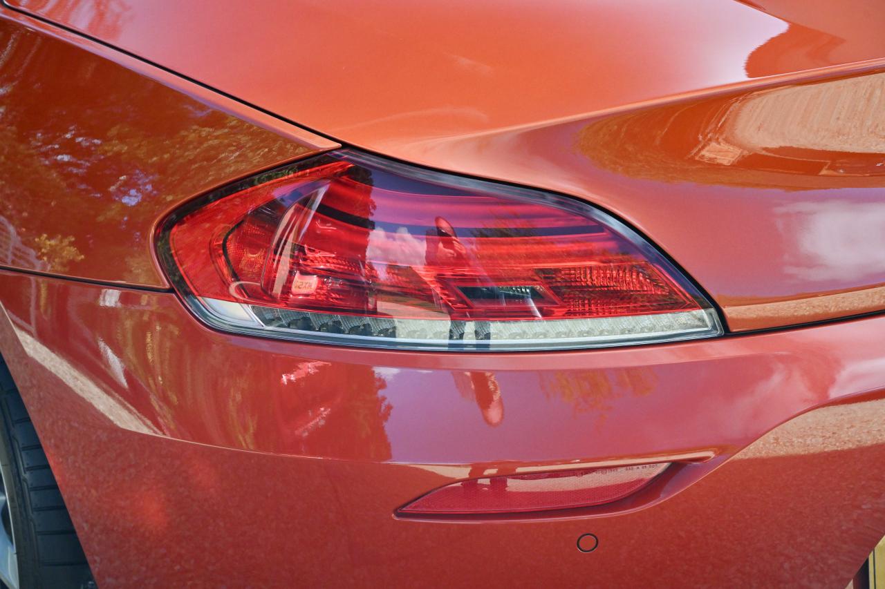 2016 BMW Z4 Convertible (sDrive 35is)