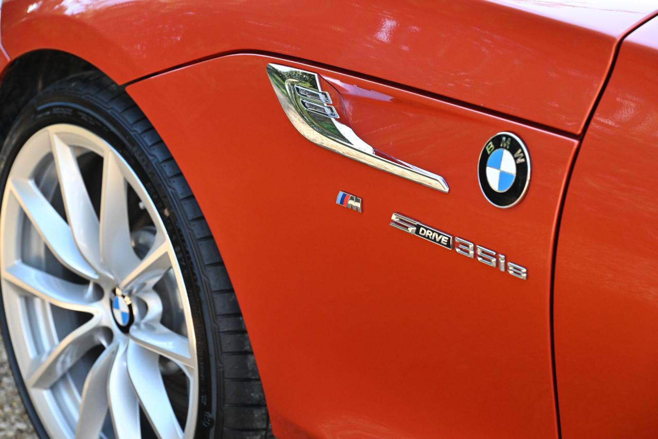 2016 BMW Z4 Convertible (sDrive 35is)