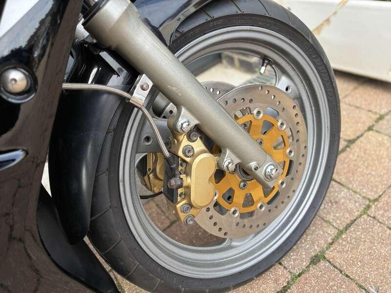 1998 Yamaha FZR400