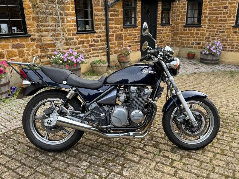 1991 Kawasaki ZR550 ZEPHYR