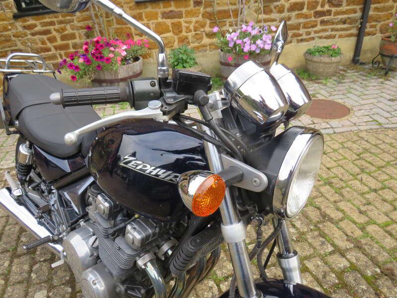 1991 Kawasaki ZR550 ZEPHYR