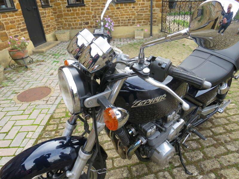 1991 Kawasaki ZR550 ZEPHYR