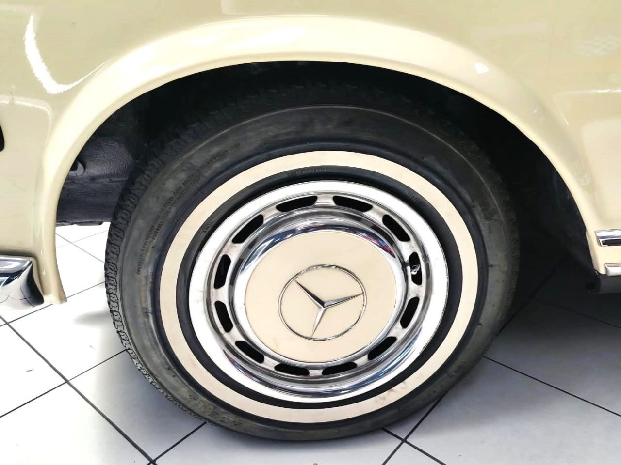 1969 Mercedes - Benz BENZ 280 SL W113 PAGODA 1969