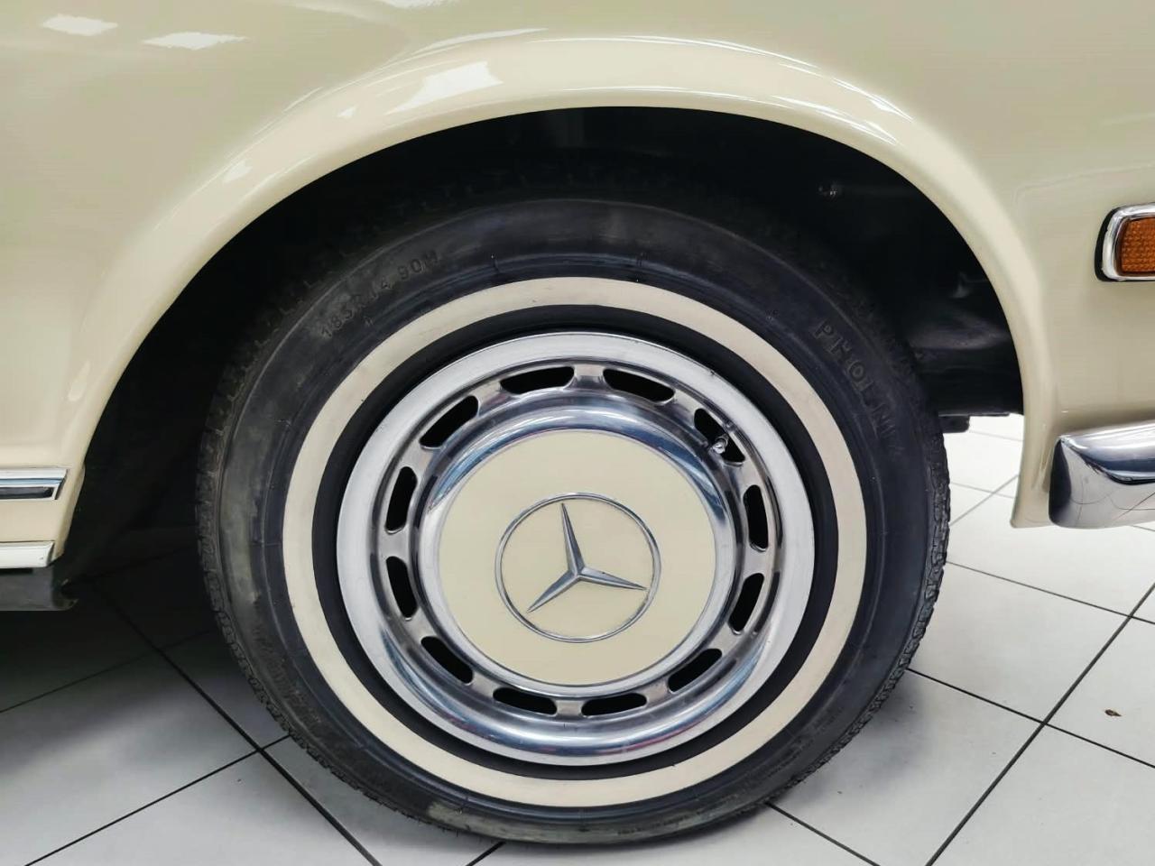 1969 Mercedes - Benz BENZ 280 SL W113 PAGODA 1969