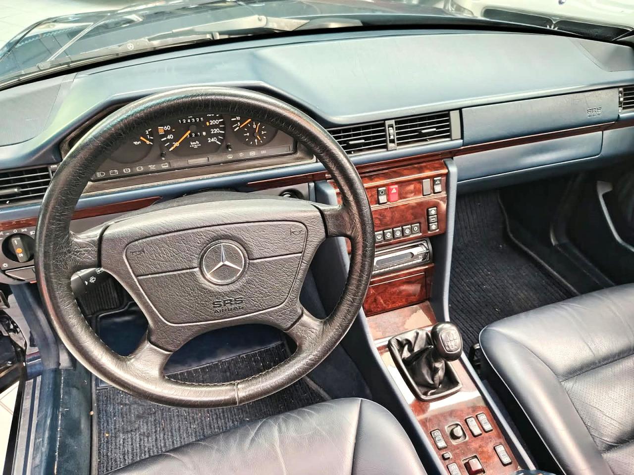 1996 Mercedes - Benz BENZ E 200 CABRIOLET 1996