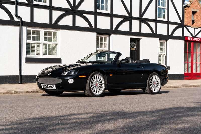 2006 Jaguar XKR