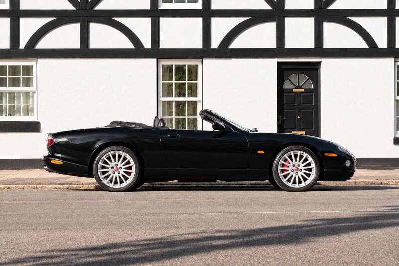 2006 Jaguar XKR
