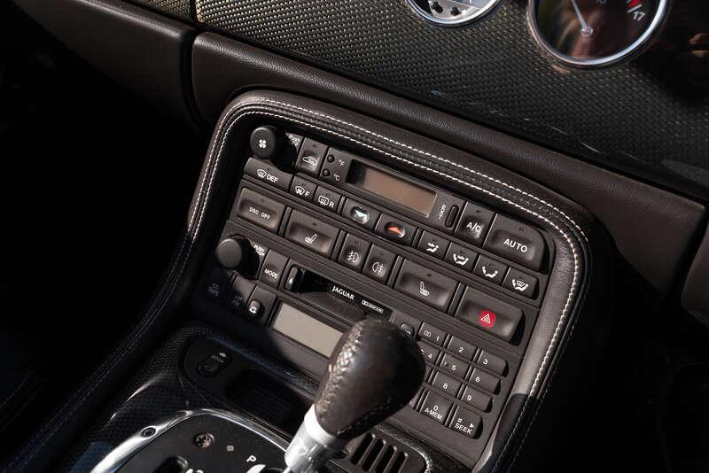 2006 Jaguar XKR