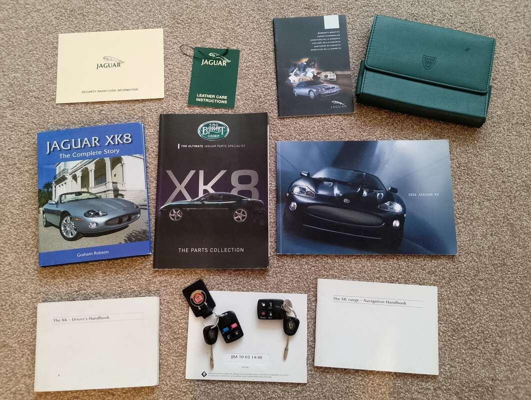 2006 Jaguar XKR