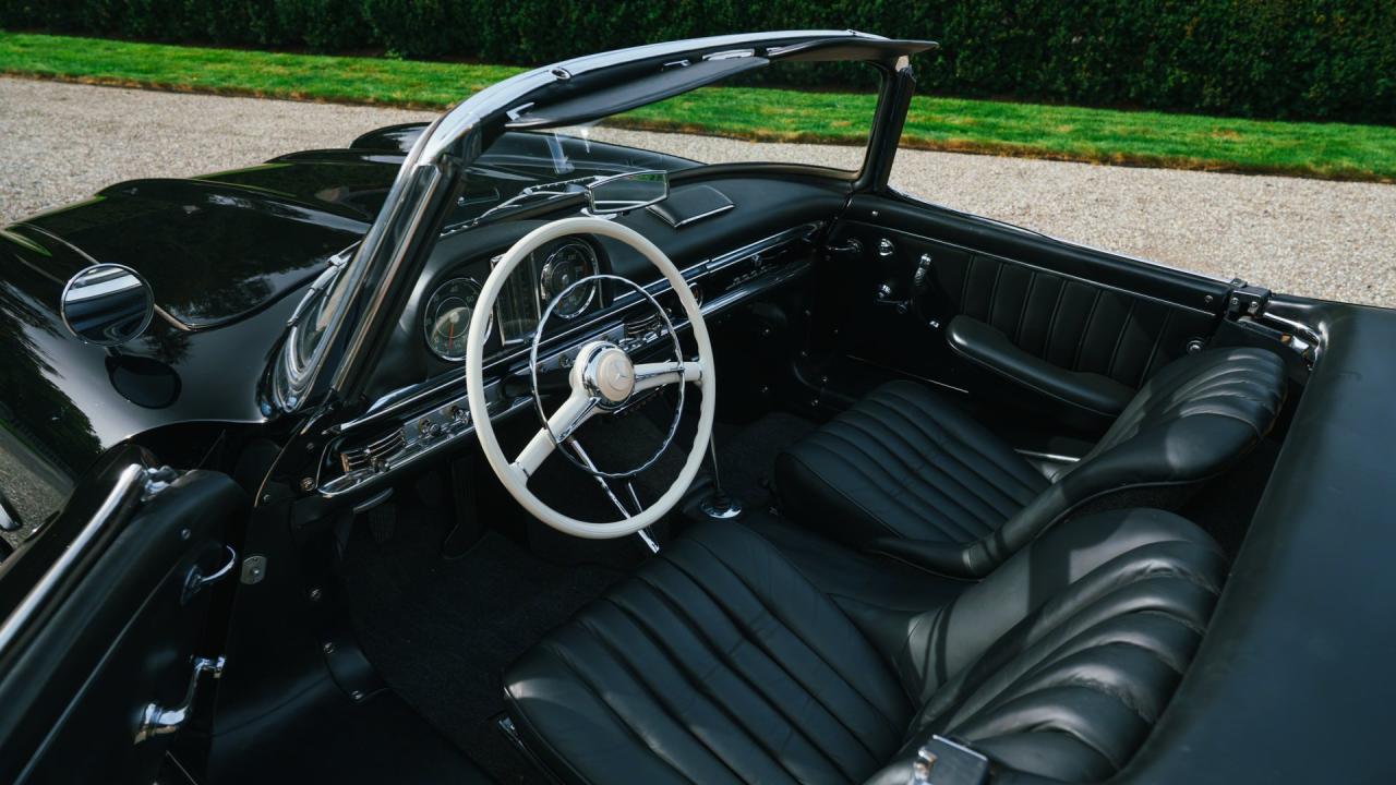 1957 Mercedes - Benz 300 SL Roadster